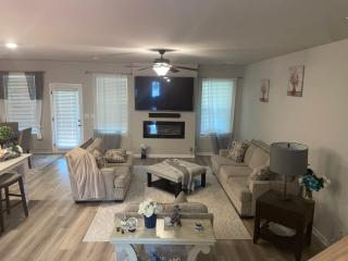Moores Oasis - Locust Grove - 6