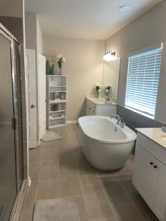 Moores Oasis - Locust Grove - 4