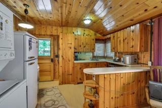 Cabin 600 to Manistee Lake Private Shared Access - Kalkaska - 4