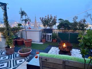 Terrazza su Genova - Attico Panoramico vicino Acquario e Centro Città - Genoa - 1
