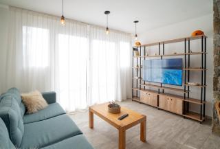 Depto Nómades, con vista directa a la cascada - Ayres del Bosque Alojamientos - 1