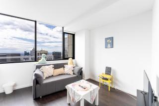 Perfect City Base SouthernCross Skybus Free Tram - Melbourne - 0