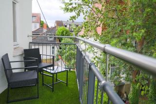 ART City-Studio Kassel-Bad Wilhelmshöhe am UNESCO-Bergpark mit Herkulesblick und 3 Schlafzimmern für bis zu 8 Personen sowie kostenfreien Parkplätzen - Kassel - 2