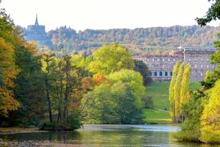 ART City-Studio Kassel-Bad Wilhelmshöhe am UNESCO-Bergpark mit Herkulesblick und 3 Schlafzimmern für bis zu 8 Personen sowie kostenfreien Parkplätzen - Kassel - 1