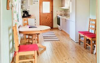 1 Bedroom Cozy Home In Åhus - Åhus - 3