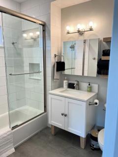 3 bedroom overlooking the water - 4