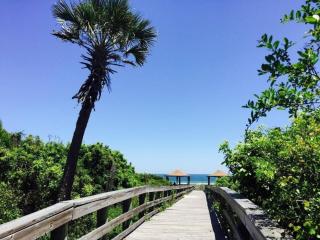573) 3 bedroom overlooking the water - Jacksonville - 3