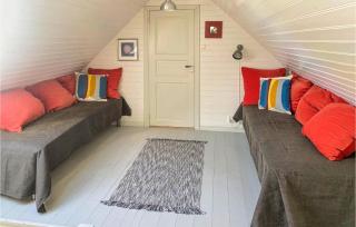 5 Bedroom Awesome Home In Simrishamn - Simrishamn - 9