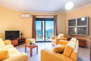 Apartamente me pamje nga deti, park - Saranda - 3