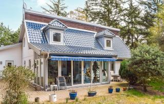 Amazing Home In Höllviken With Wifi - 7