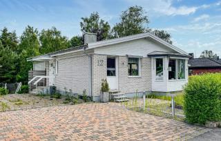 3 Bedroom Gorgeous Home In Anderstorp - Anderstorp - 0