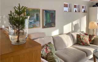 Lovely Home In Taberg With Kitchen - Taberg - 1
