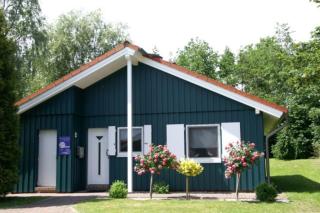 5 Personen Ferienhaus mit Kaminofen in erster Reihe hinterm Deich in Otterndorf - Otterndorf - 0