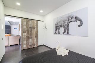 6 bedroom and Jacuzzi 1 block from LLeras P6 - Medellín - 1