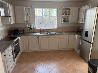Maison Lacoste, villa 150 m2, jardin 750m2 - Pereybere - 9