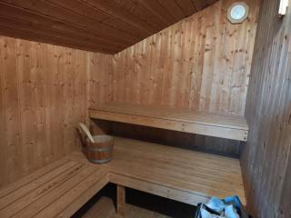 6 Personen Ferienhaus mit Sauna, Whirlpool, Kaminofen und Kanu in 2. Rheie zum See in Otterndorf - Otterndorf - 5