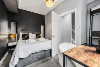 3 BR Home Close to MCR City Centre - Manchester - 8