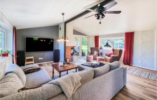 3 Bedroom Amazing Home In Hova - Hova - 3