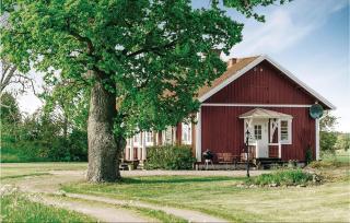 2 Bedroom Cozy Home In Lyrestad - Lyrestad - 6