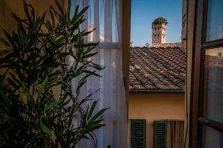 il salotto dell'Anfiteatro - Lucca - 6