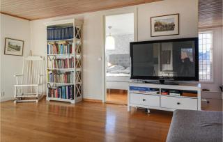 Lovely Home In Hakenäset With Sauna - Berga - 5