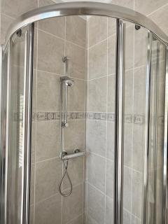 Entire Apartment by City Centre & Harbourside - Bristol - 2