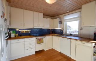 Lovely Home In Hakenäset With Sauna - Berga - 3