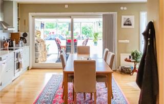 2 Bedroom Gorgeous Home In Hallstavik - 1