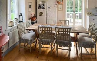 Gorgeous Home In Gräsbo With Sauna - - 1
