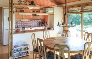 3 Bedroom Cozy Home In Ingarö - Lillängsdal - 1