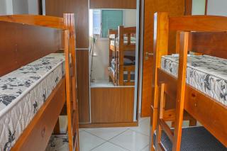 Apto com wi-fi, ar cond e garagem a 100m da praia - 2