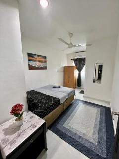 Elvina Homestay - Nearby Airport & Beaches - Gua Sai - 2