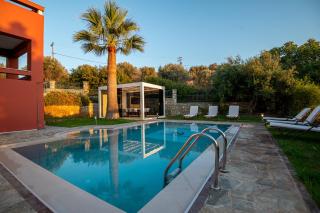 New Family Villas Magic Media Resort with 2 Private Pools and Game Room - Rethimnon - 2