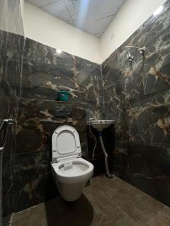 Hotel Aashirwad - Ujjain - 4