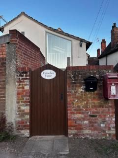 Horseshoe house - Sudbury - 3