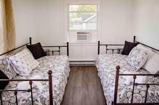 Surf Side Escape - Hammondsport - 2