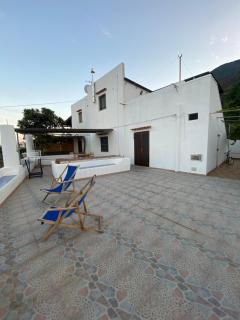 Casa Nonna Titti - Santa Marina Salina - 3