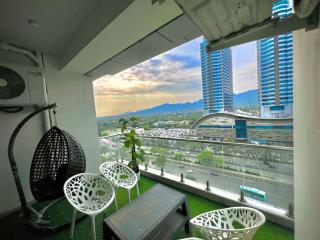 Montressa Executive Apartments- Luxury Stay Facing Centaurus Mall Islamabad - Islamabad - 0