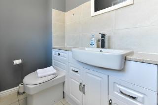 Harmony Retreat - Cardiff - 8