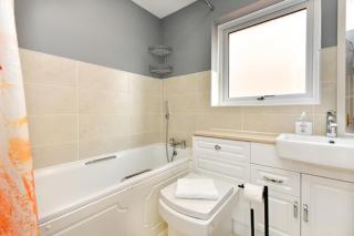 Harmony Retreat - Cardiff - 7