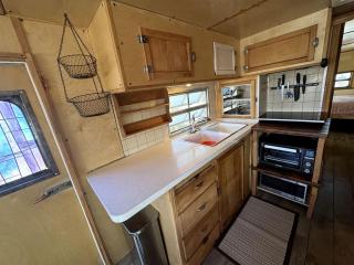 Vintage Caravan in Joshua Tree, Perfect for Stargazing for a Peaceful Getaway in California - Joshua Tree - 3