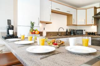 2BR Flat Near City Centre with Free Parking - Heeley - 4