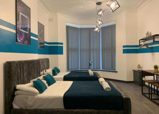 Tudors eSuites Central Comfortable Apartments - Birmingham - 1