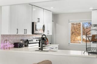 Modern Family Friendly Escape Central 5 Bedroom - 4