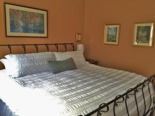 The Frogtown Inn - Canadensis - 3