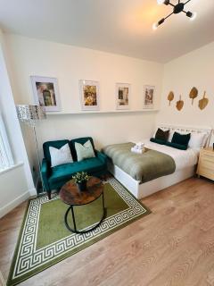 R2 - Luxury Private Room with Shared Bathroom and with its own Kitchenette in Halesowen - Halesowen - 8