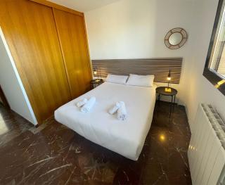 Apartamentos Zaragoza Suites El Pilar 3000 - Zaragoza - 1