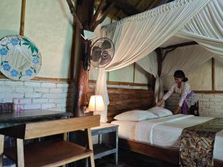 Bali mountain forest cabin - 4