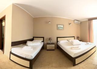 Berizka Park Hotel - 8