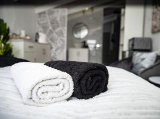 Top-Floor Open En-Suite Studio - Weltevredenpark - 6